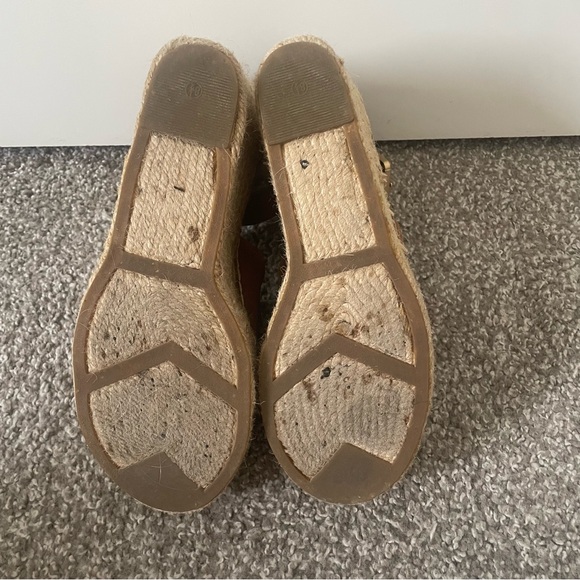 Marc Fisher Tan Alita Wedges - Picture 6 of 6